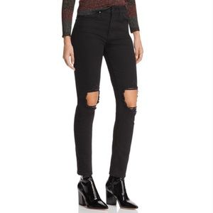 Levi’s 721 Black High Rise Skinny Busted Knee Jean Size W28 L28 NEW